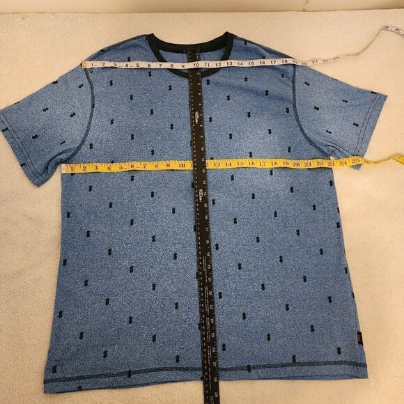 Lee Men's Regular Fit T-shirt with Blue Pineapple Print Size XL - Picture 7 of 8